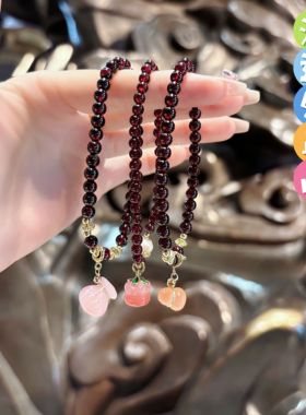 杭州香积石榴石草莓晶手串女款轻奢小众精致高级闺蜜手链正品代请