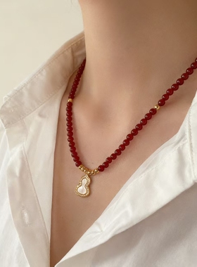 红玛瑙葫芦吊坠项链气质网红时尚锁骨链红玛瑙毛衣链设计感送礼物