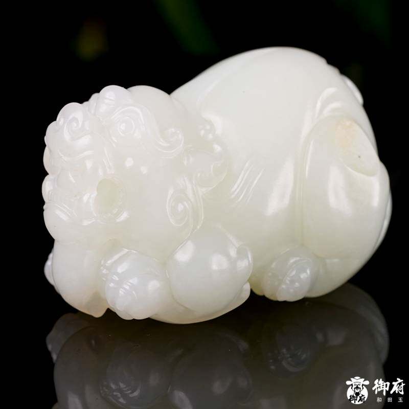 【御府】新疆和田玉原毛孔皮白玉籽玉 把件 瑞貅守禄 190.3克