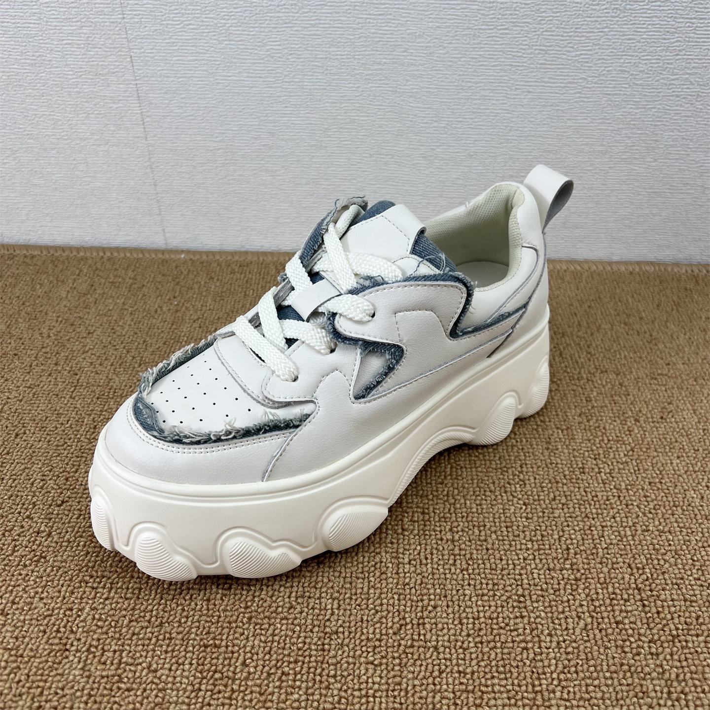 2025新款真皮厚底增高小白鞋时尚百搭休闲鞋潮流轻便系带舒适女鞋,女鞋,时尚休闲鞋,淘宝优惠券,粉丝福利购,淘宝优惠卷