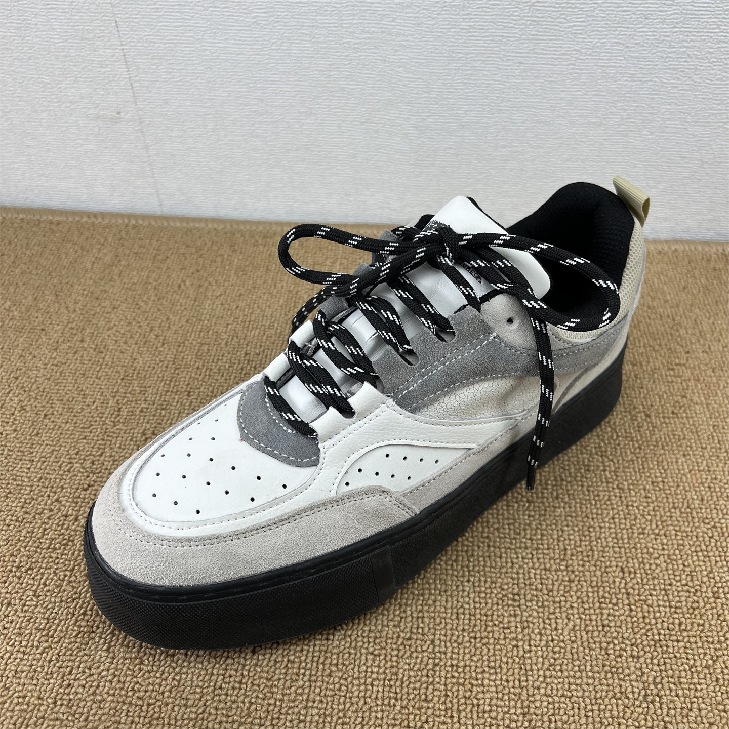 2025新款厚底真皮系带板鞋