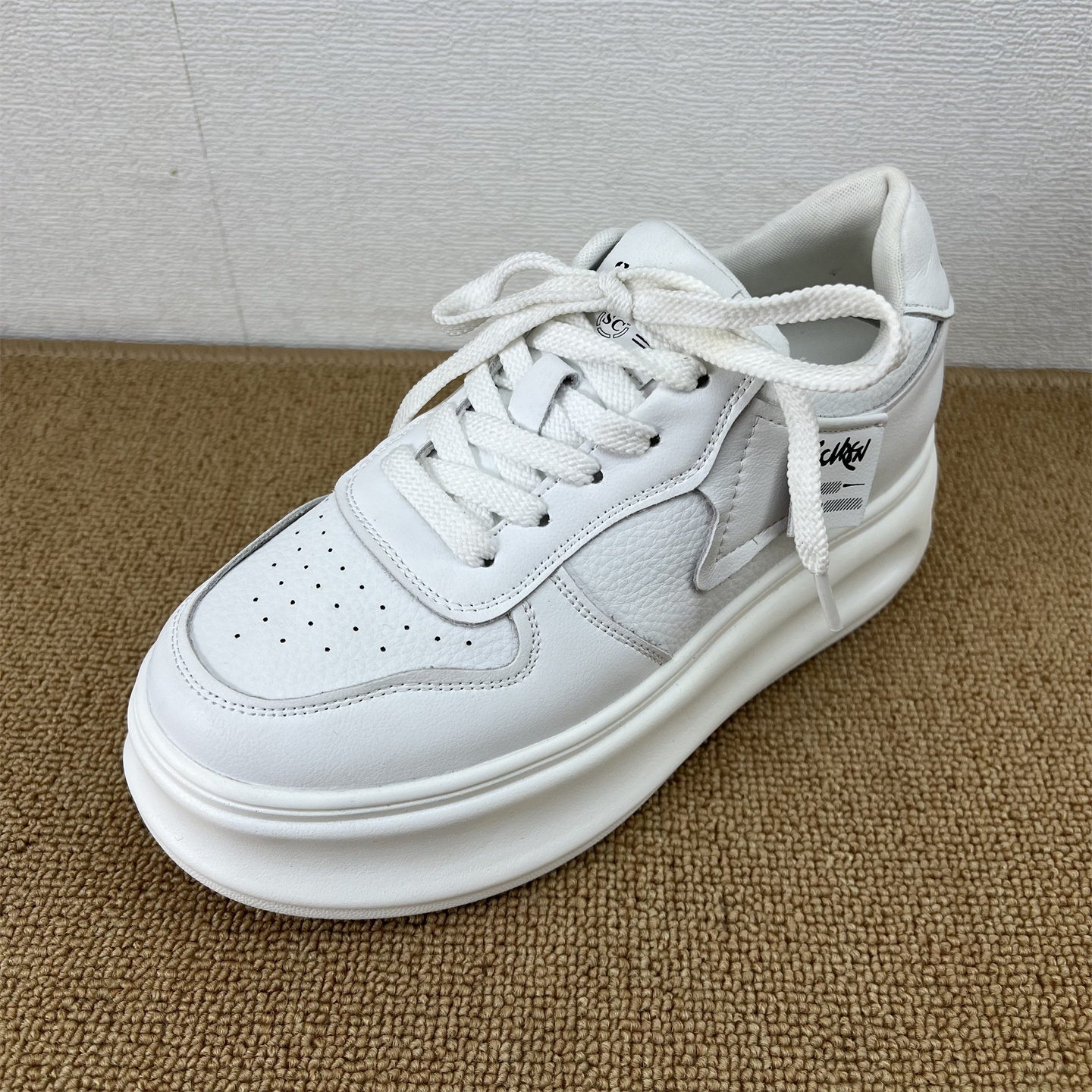 厚底增高小白鞋春季新款百搭休闲板鞋舒适低帮真皮圆头时尚休闲鞋,女鞋,时尚休闲鞋,淘宝优惠券,粉丝福利购,淘宝优惠卷