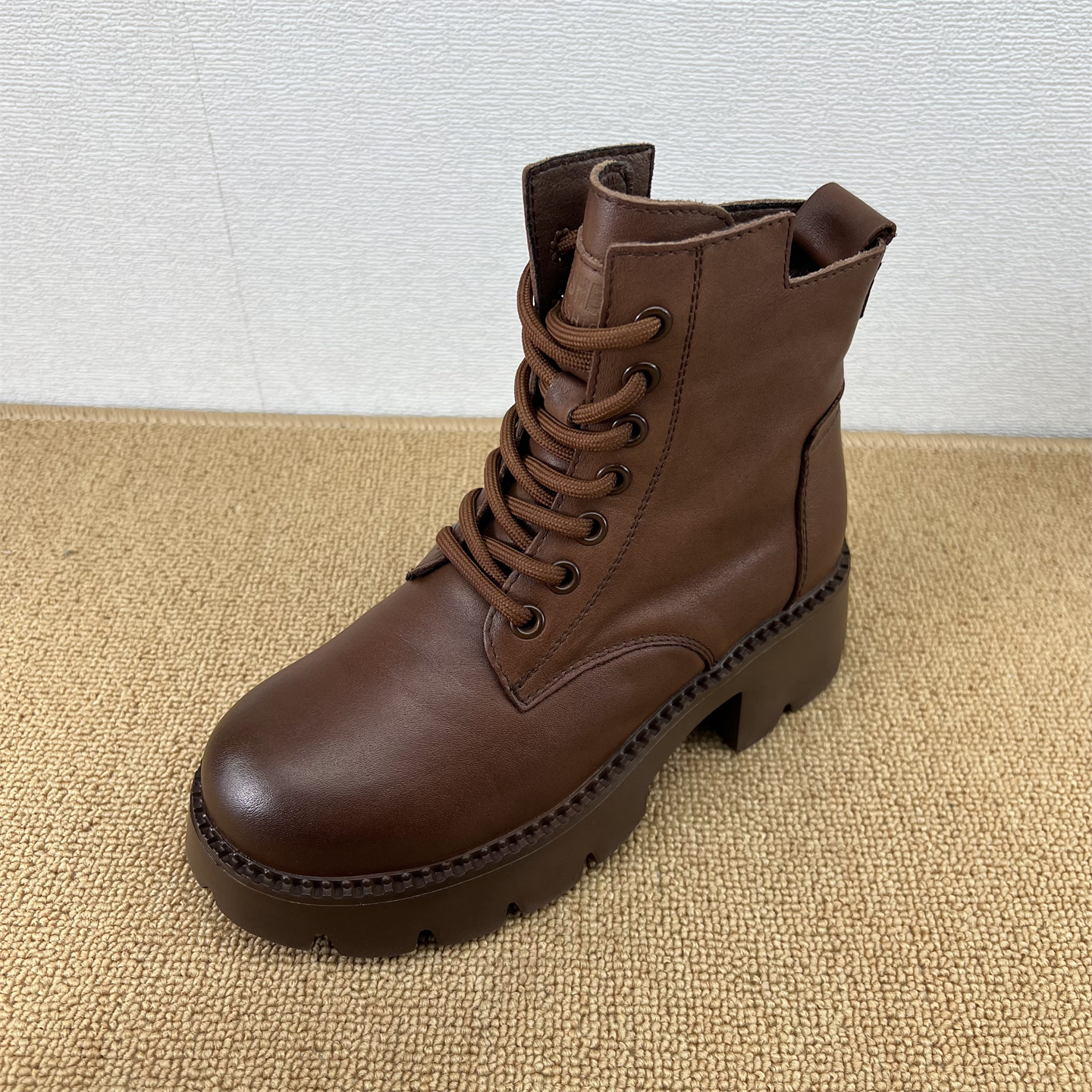 头层牛皮马丁靴女英伦风复古