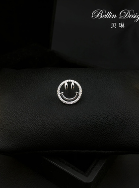 萌萌笑脸胸针精致可爱日系情侣款一对扣针徽章小饰品配饰胸花3526