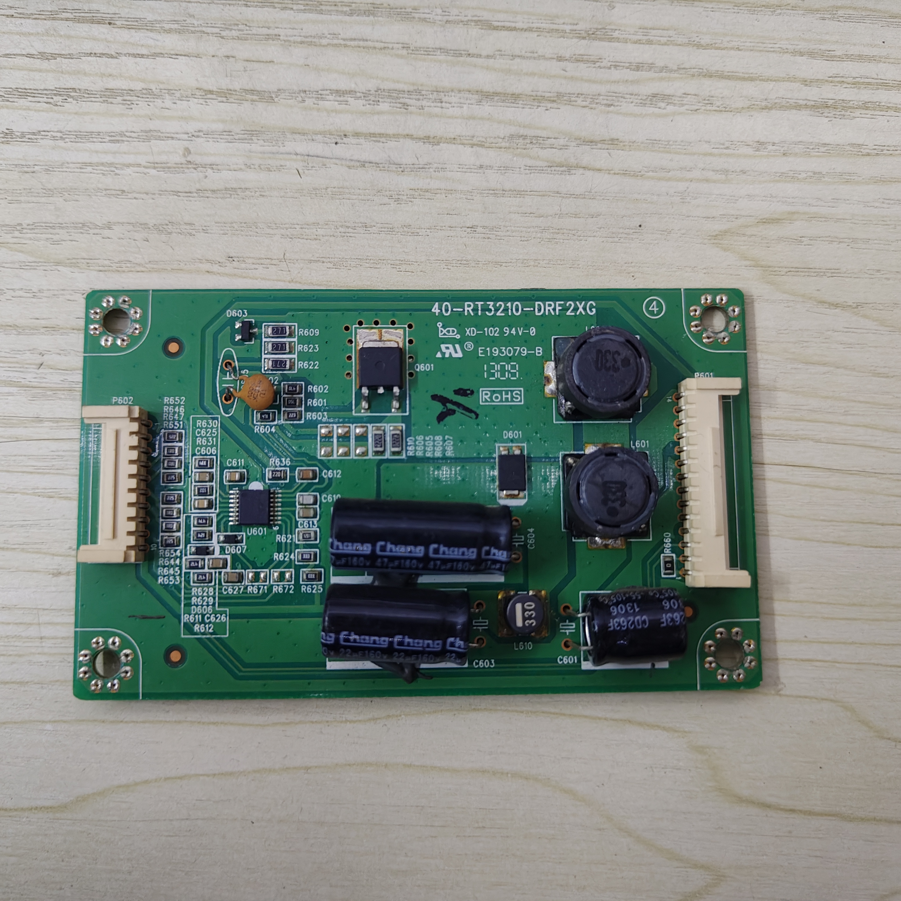 全新原装TCL L32E5300A L32E5300D恒流板背光板40-RT3210-DRF2XG