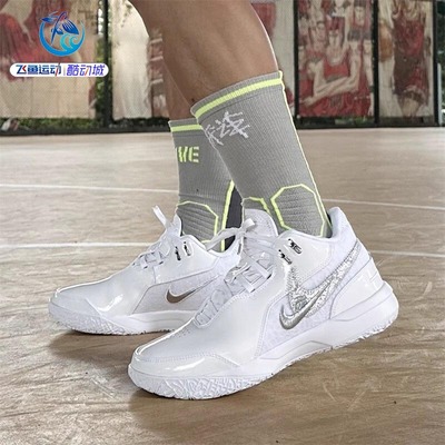 耐克Nike男子中帮篮球鞋