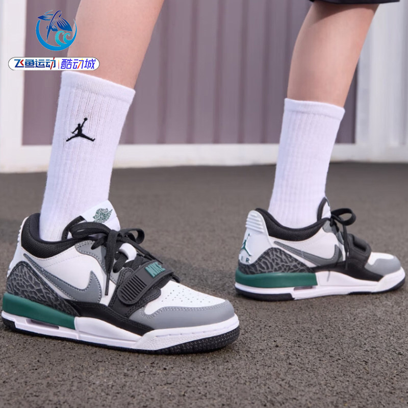 耐克Nike大童休闲鞋篮球鞋
