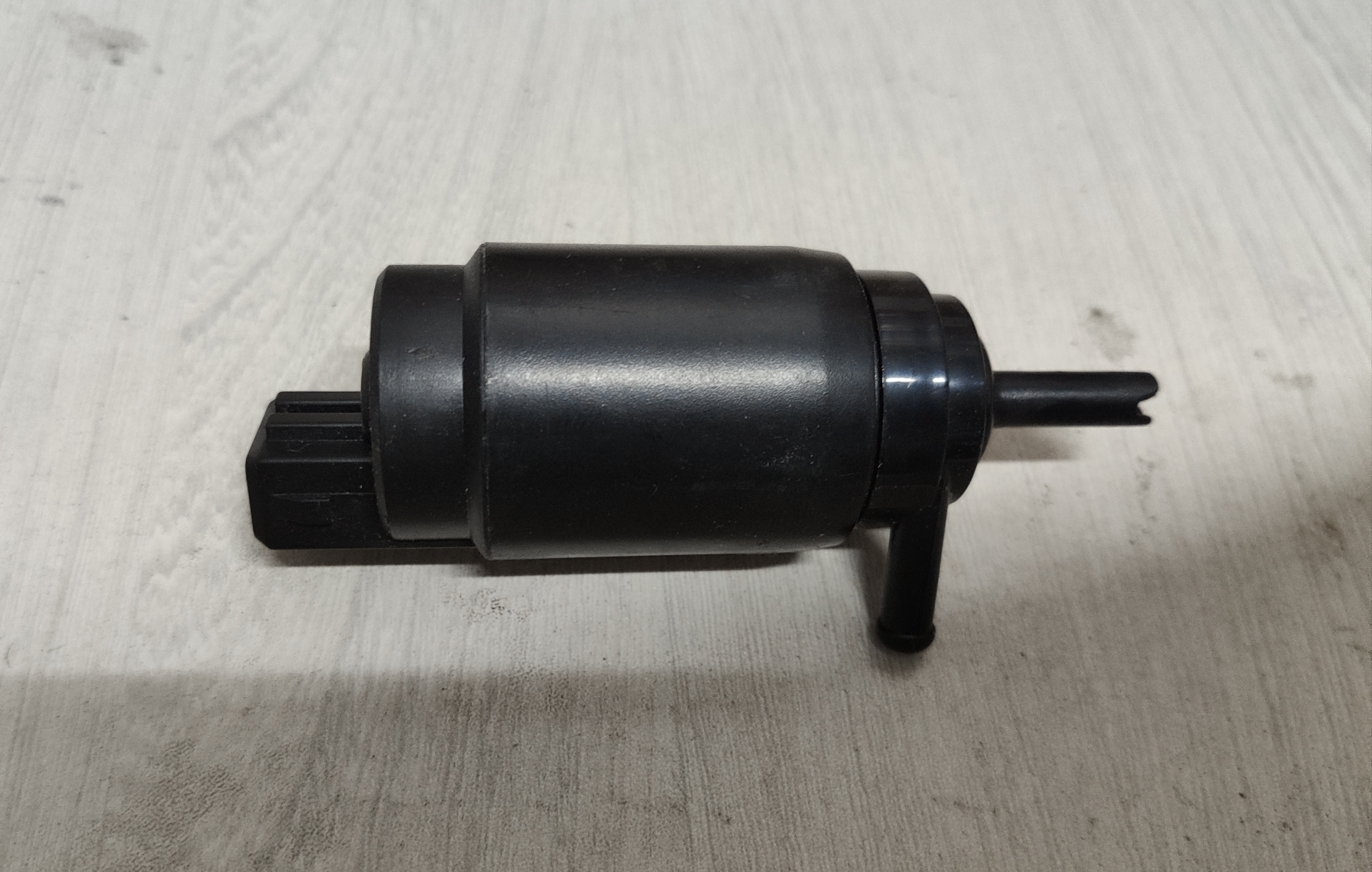 欧宝威达B欧美佳B雨刮喷水泵