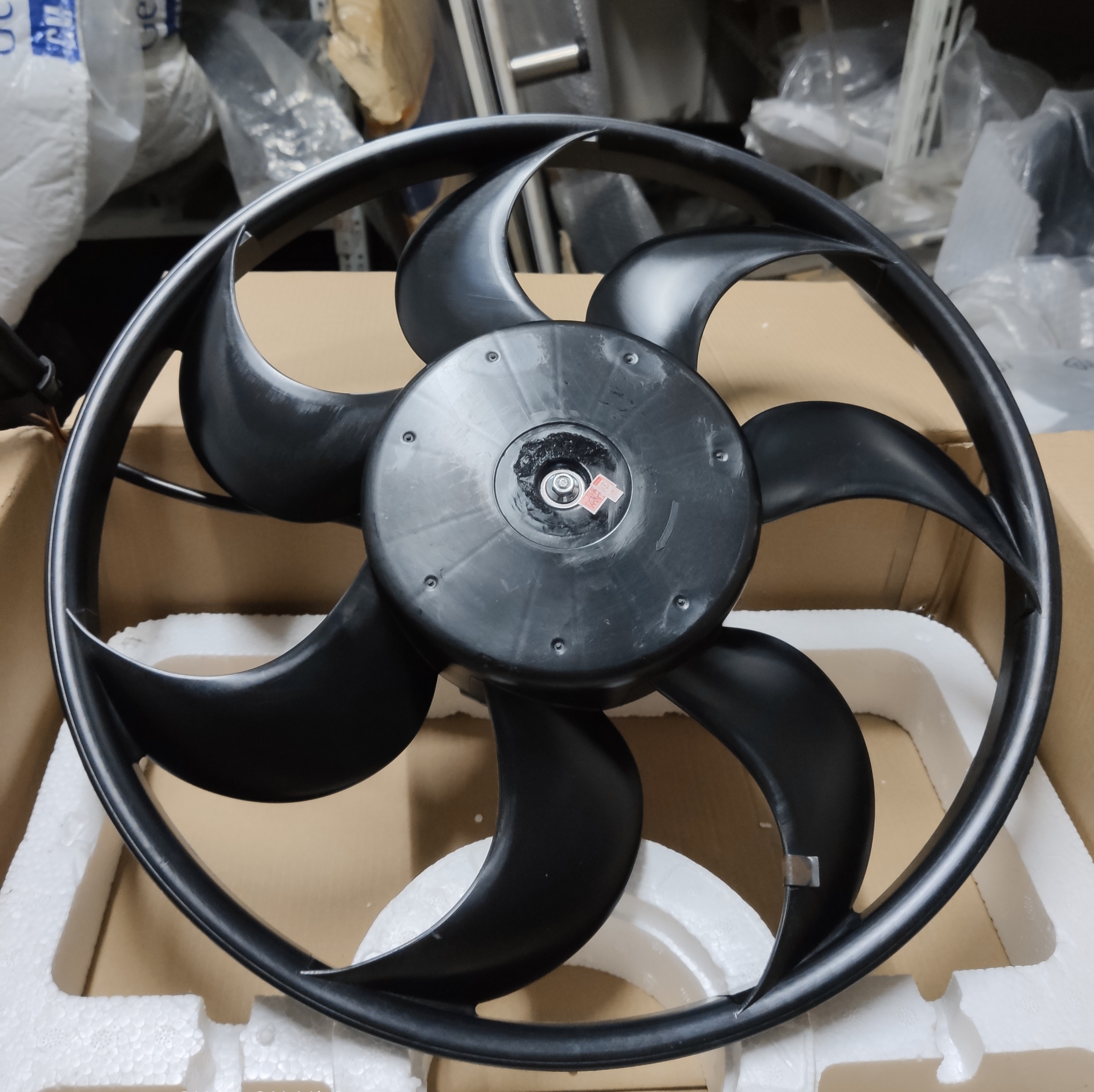 欧宝雅特H水箱电子扇