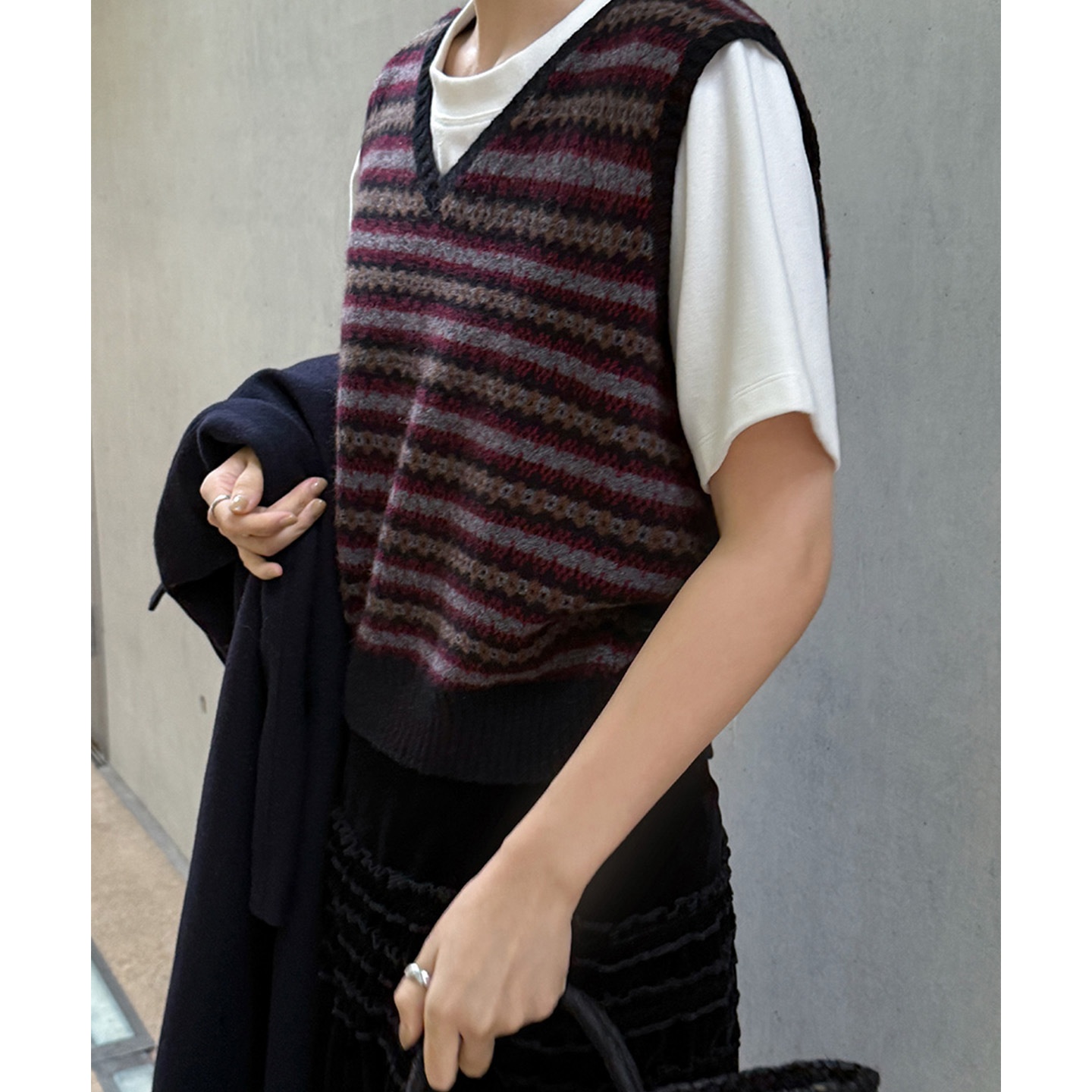 HEART时简 优雅时光 经典复古气质V领提花马甲冬季叠穿质感上衣潮