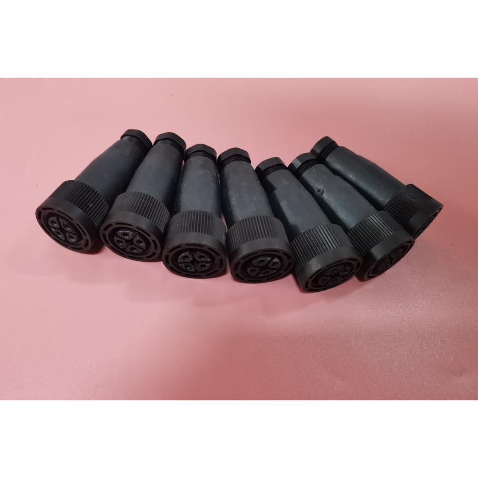 议价 M18x4连接器HYDAC ZBE02 ZBE03 ZBE06插头