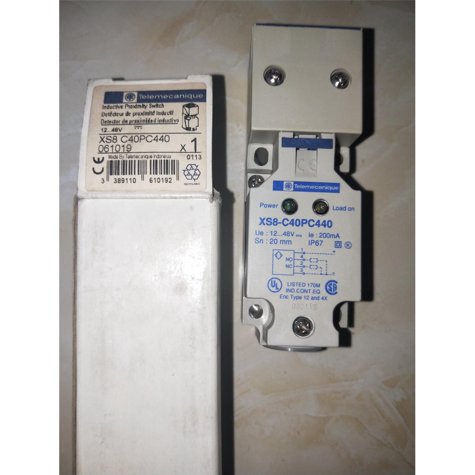 议价接近XS8C40PC440测距接近开关传器