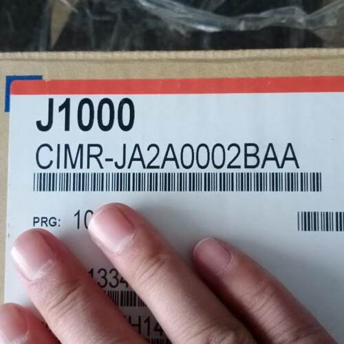 议价安川CIMR-JA2A0002BAA驱动器，
