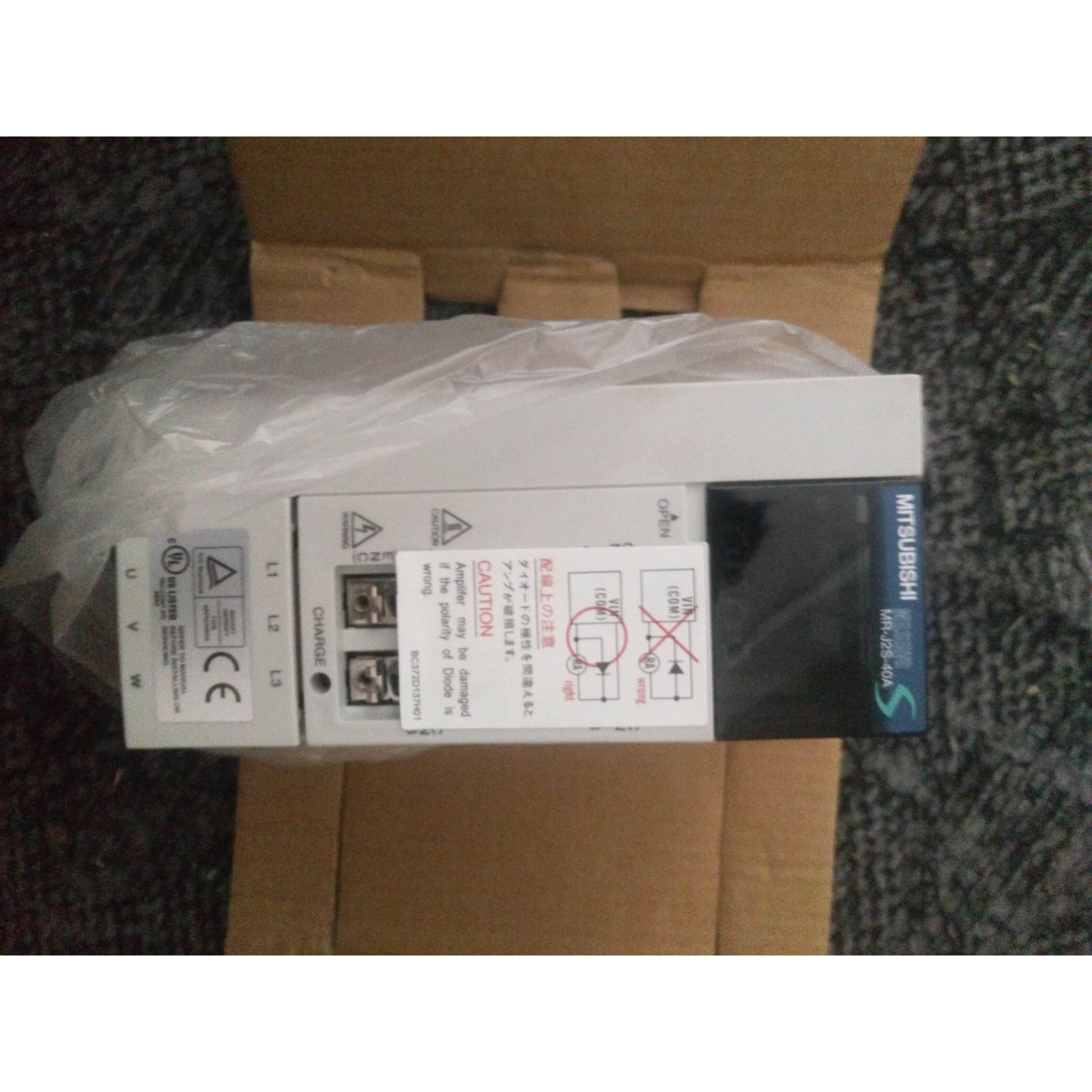 议价MR-J2S-10A MR-J2S-20A MR-J2S-40A  驱动器