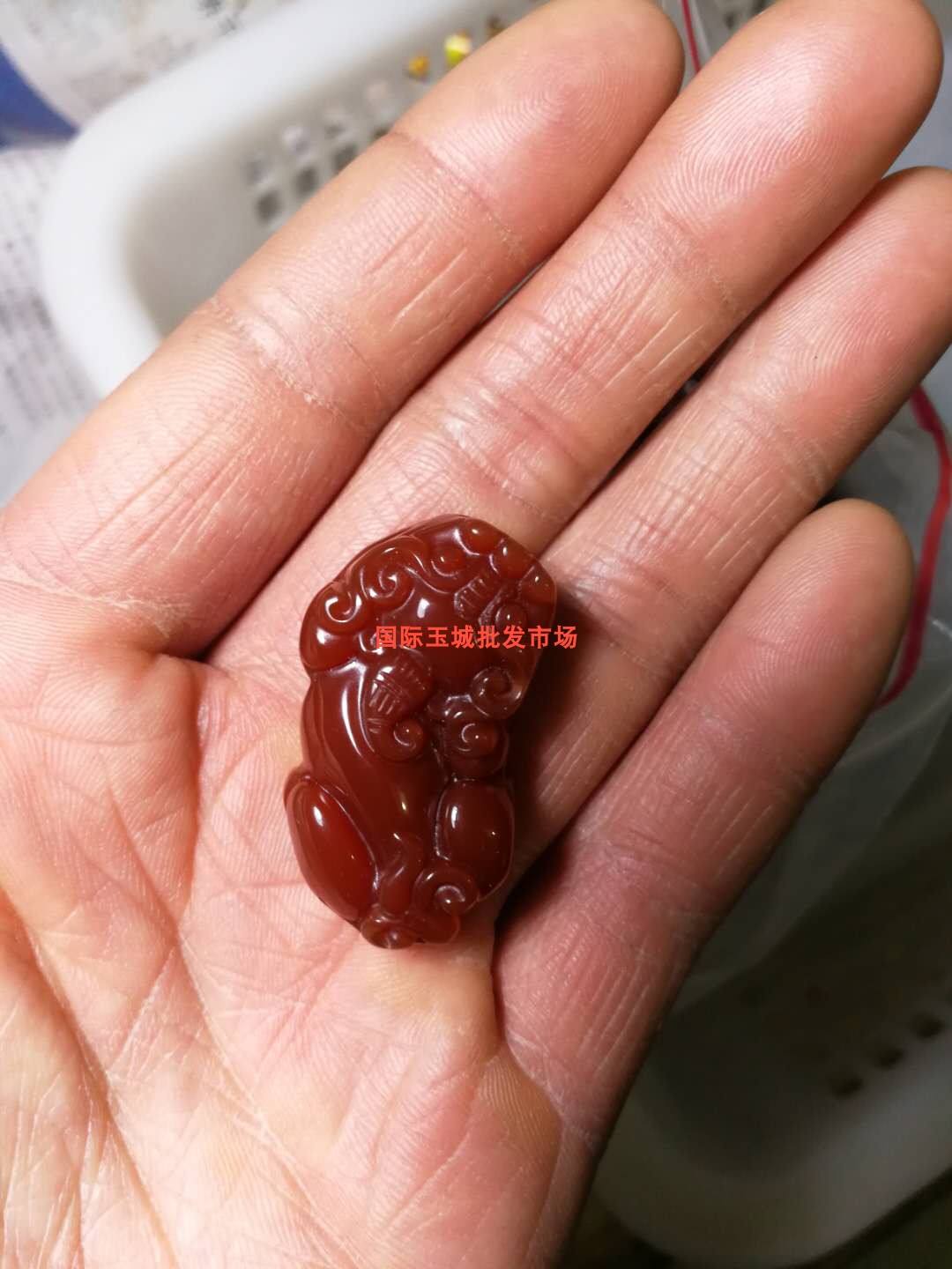 天然红玛瑙貔貅玉吊坠 送男女友情侣 老公老婆 爸妈 生日礼物