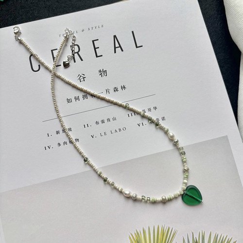 小众捷克珠天然珍珠绿色爱心项链