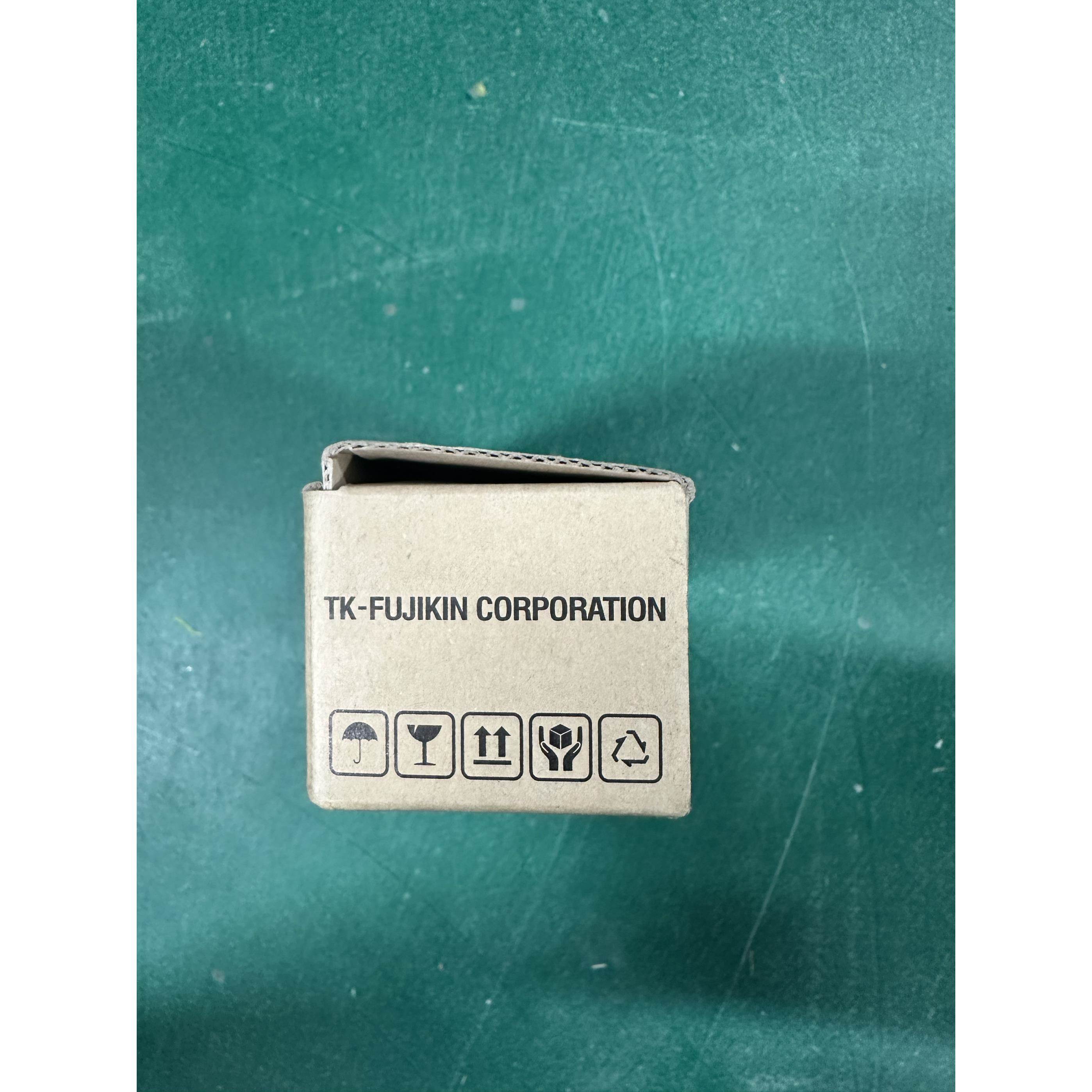 询价富士金 过滤器 ST-A100-6SW 全新未拆封 不讲价不包邮议价