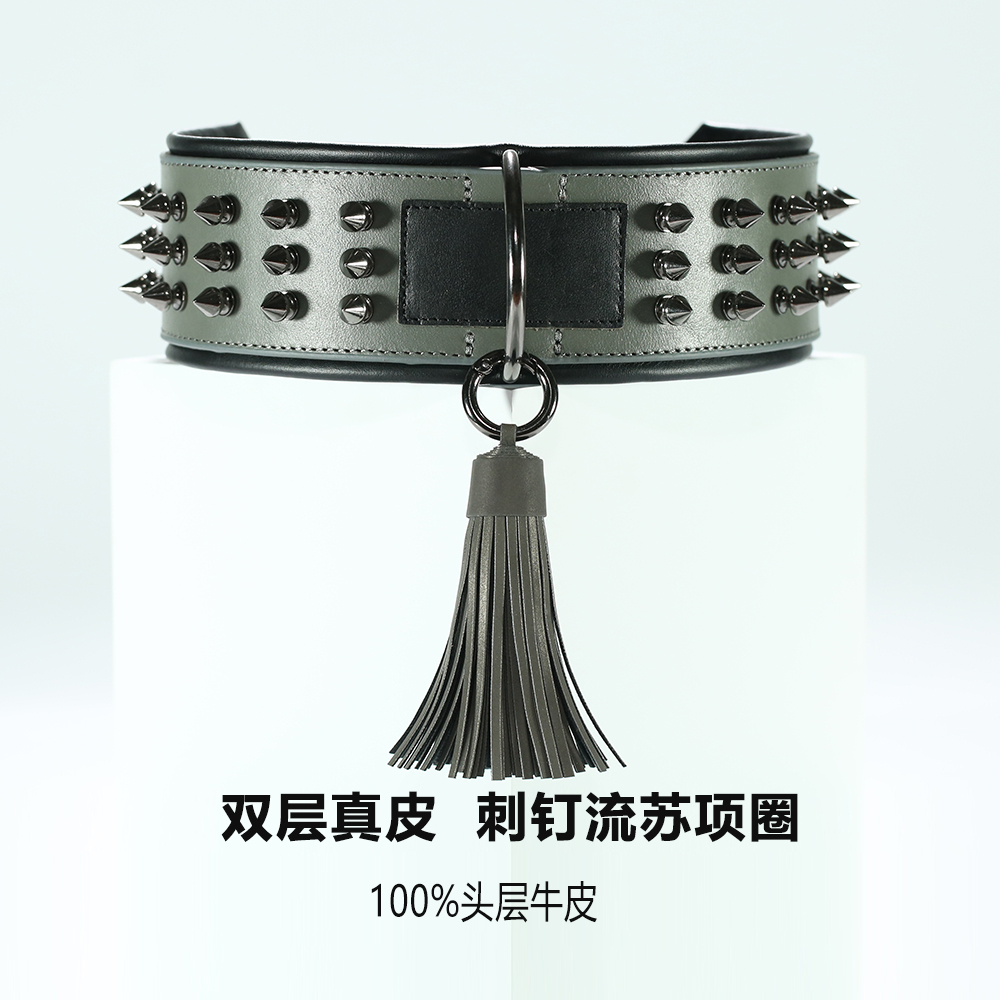 100%头层牛皮三排刺钉宠物狗项圈