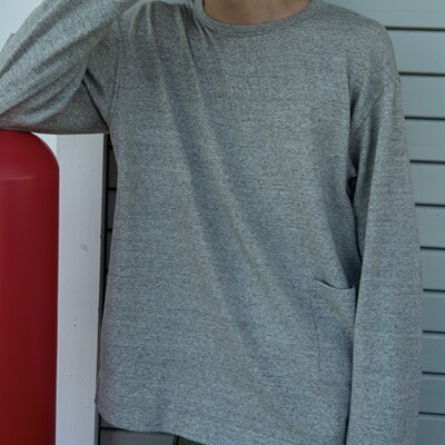 羊毛长袖口袋T恤，时尚又百搭