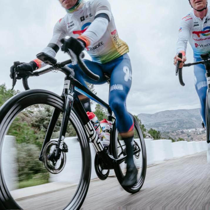 国行正品ENVE MELEE 公路车架组(不包括坐杆)TEAM TOTALENERGIES