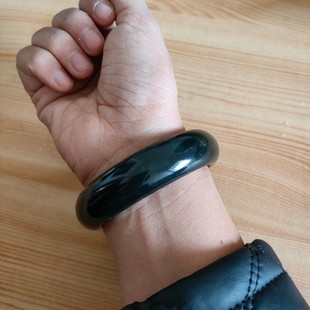 保健养生墨绿玉手镯墨玉手镯黑绿玉活磁手镯天然活磁药王石手镯