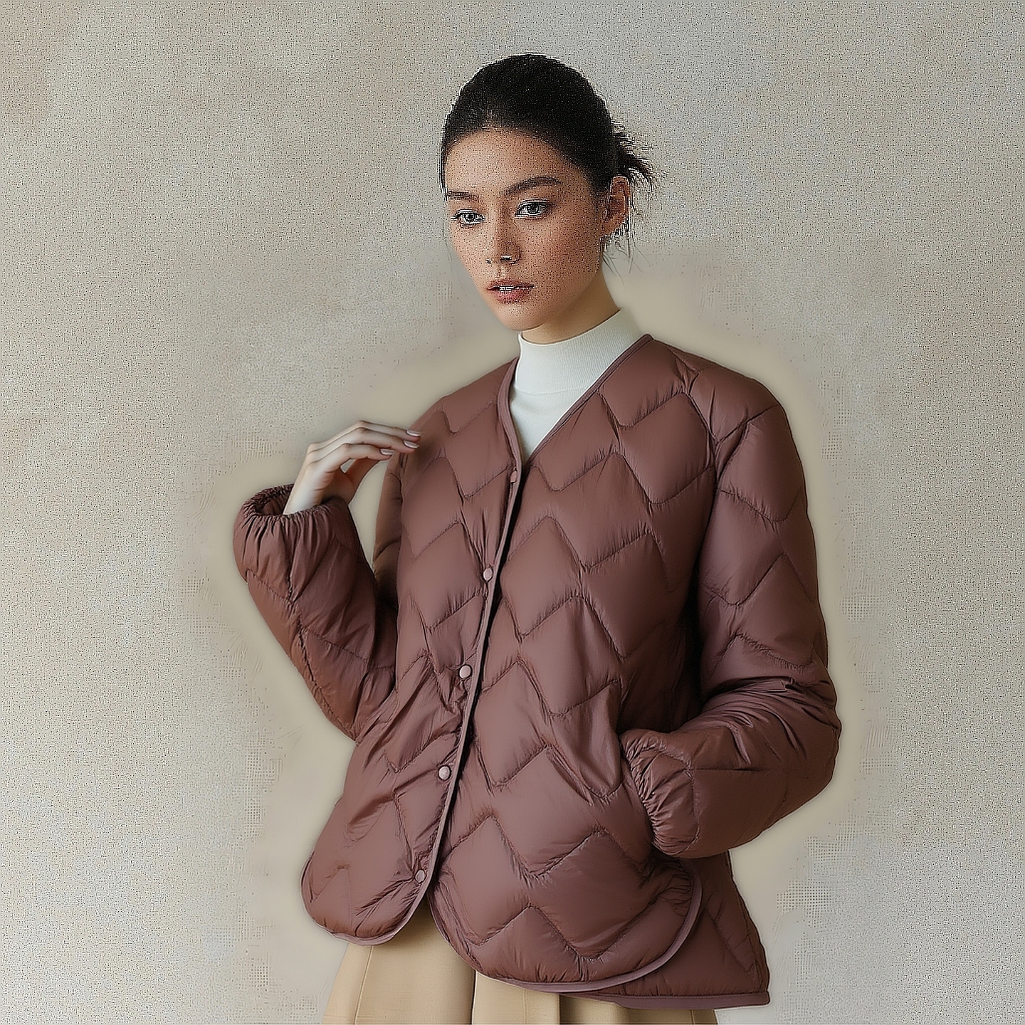 2025冬F0系列1 衣佳人折扣女 V字领 压格设计 简约保暖羽绒服140