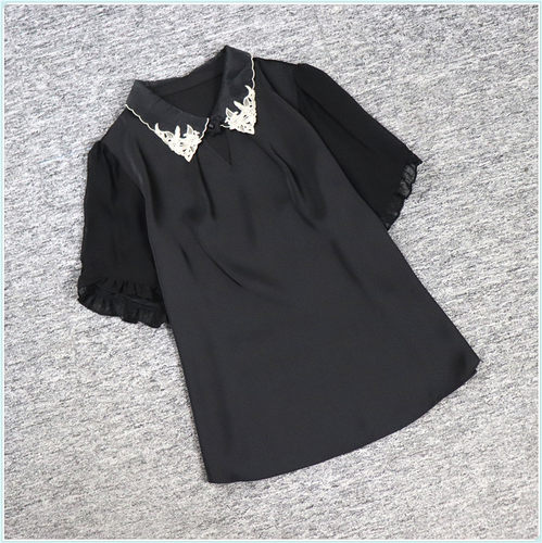 2025夏魅M系列 衣佳人折扣大码女装 刺绣娃娃领 简约雪纺衫 8039