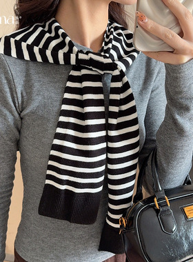 2025冬当季新款 衣佳人折扣 针织布艺条纹披肩项链配饰毛衣链项饰