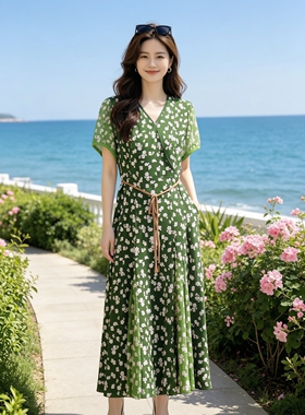 2026夏H海系列 衣佳人折扣女装 V字领 小碎花 高级感连衣裙  209