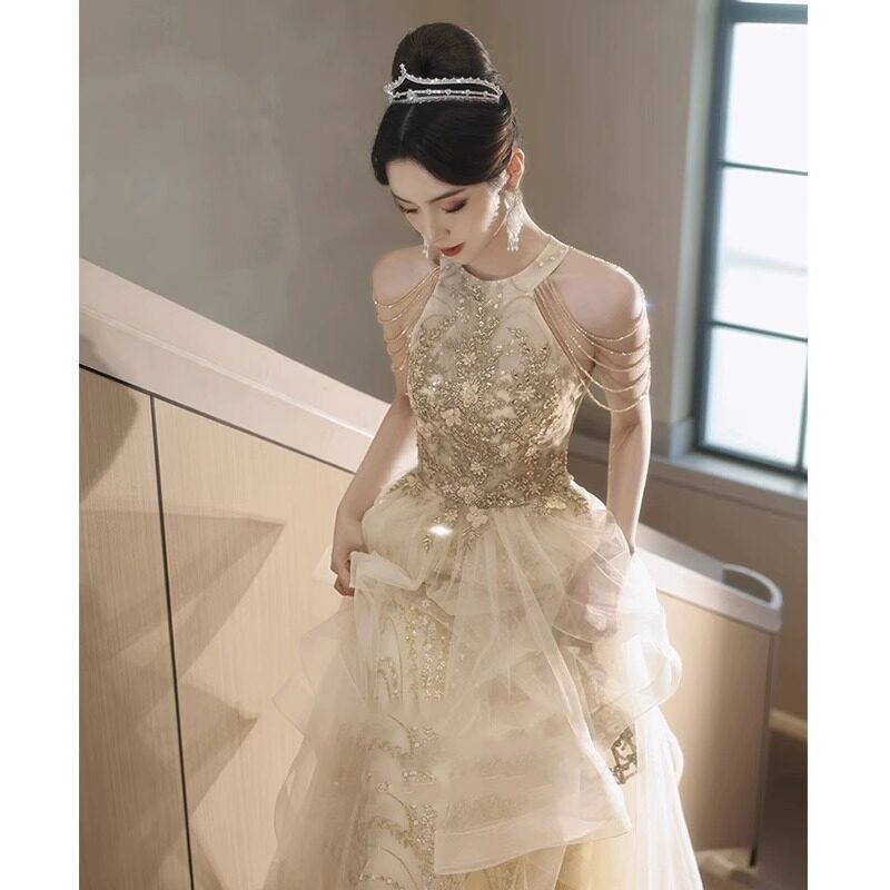 香槟色挂脖晚礼服2026新款成人礼生日宴会轻奢小众高端艺考蓬蓬裙
