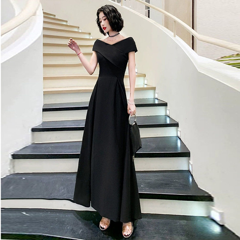 一字肩晚礼服女宴会气质轻奢小众高级感年会主持人演出礼服连衣裙