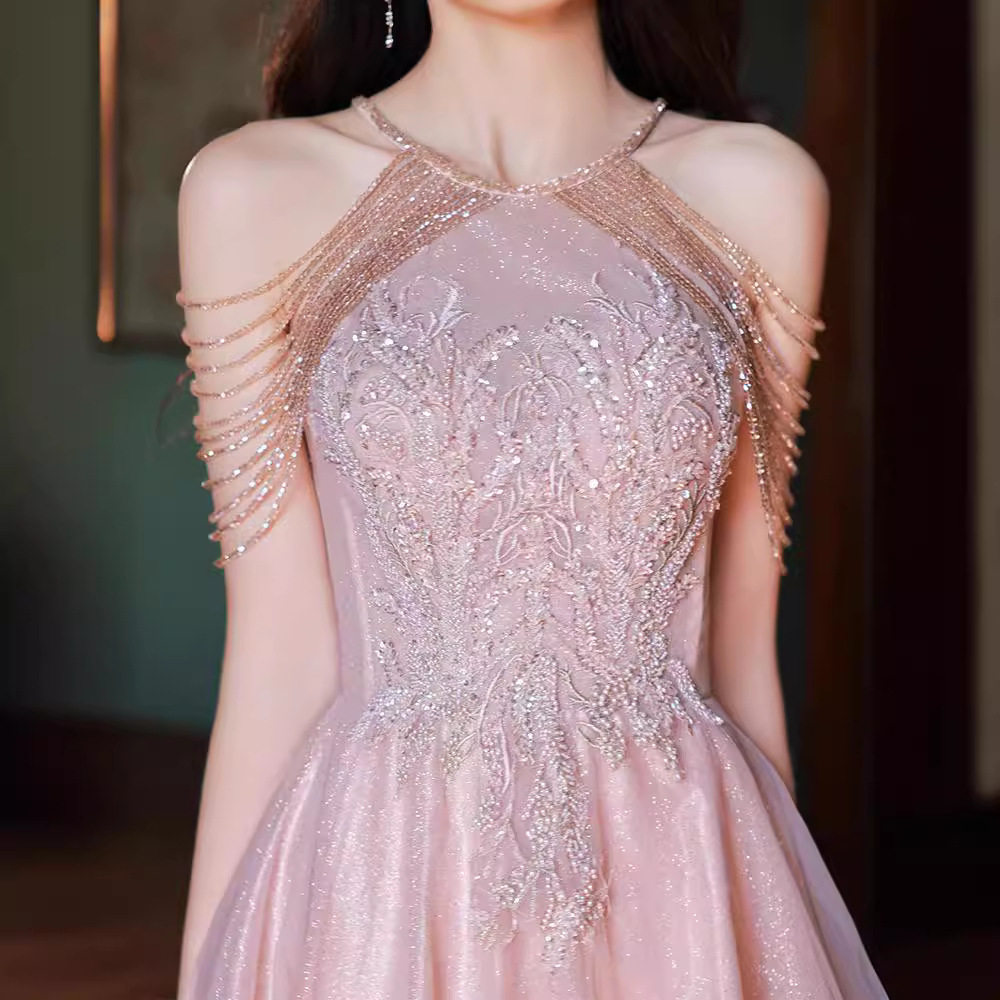 粉色晚礼服出阁宴年会主持高端轻奢小众敬酒服新娘高级感订婚裙女