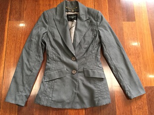 青灰色单排扣西服外套 休闲百搭实用女款 超值白菜 不退不换 46码