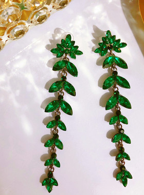 DD筑梦系列/chao显瘦！时尚气质绿色镶钻耳环长款线条耳夹