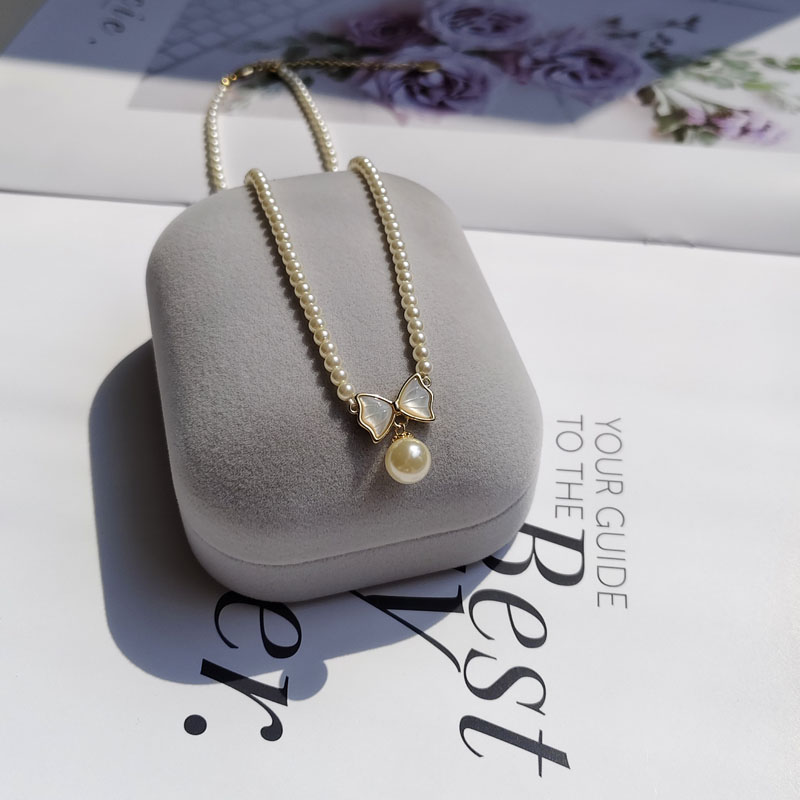 防过敏不掉色 高级感轻奢精致珍珠项链 天然白贝壳蝴蝶结吊坠颈链