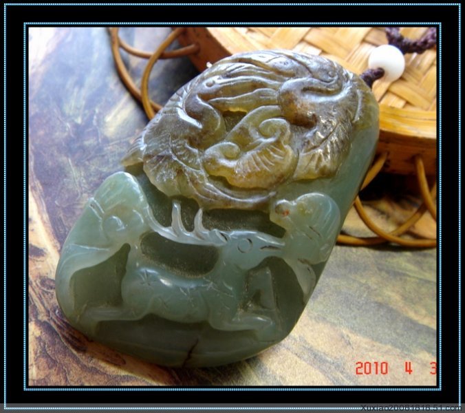 枣红皮精雕挂件结缘和田籽料特价