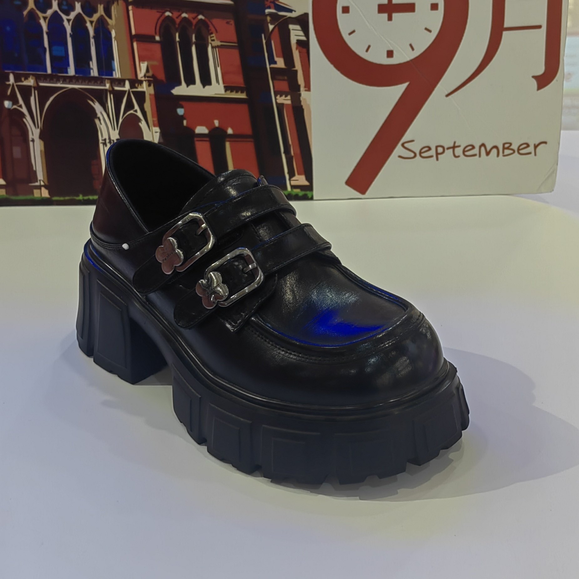 m60女鞋粗高跟乐福鞋女2025年新款真皮超轻厚底英伦风百搭小皮鞋