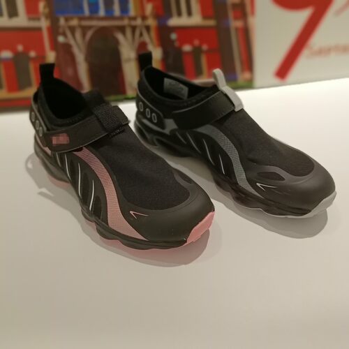 潮人潮牌女鞋2026夏季涉水鞋底透气溯溪空调鞋专柜正品M60网面鞋