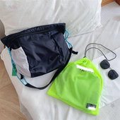  吊牌价可贵了各种种草图 潮牌超轻单肩斜跨包2件套单肩包网袋