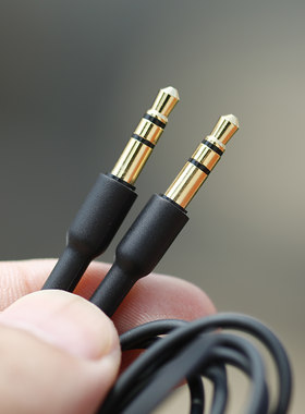 大牌代工1.5米长3.5mm镀金音频线