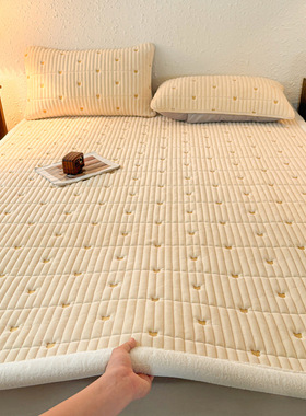 plush mattress pad soft topper sin bed quilt blanket cushion