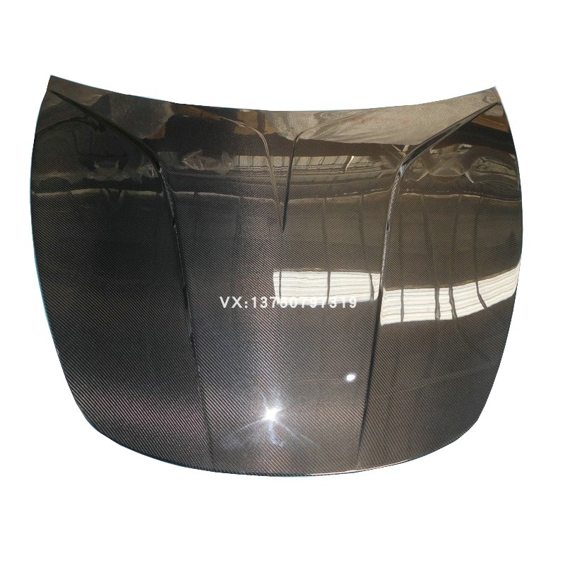 特斯拉Model3碳纤维机盖尾翼