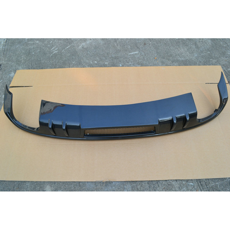 碳纤维改装后唇后扰流后杠下巴