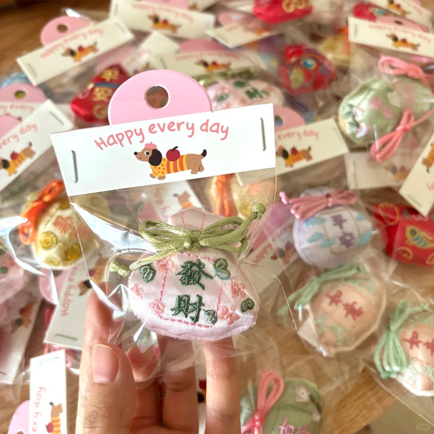 糊涂娘娘2026新款婚礼抛洒娃娃婚庆结婚批发小套餐福袋喜字互动