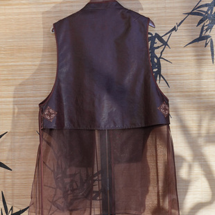 砺美·【红云纱】新中式刺绣钉珠马甲桑蚕丝圆领春款外套