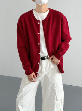 春秋韩版时髦高级感复古圆领薄款慵懒风红色毛衣男士宽松针织开衫