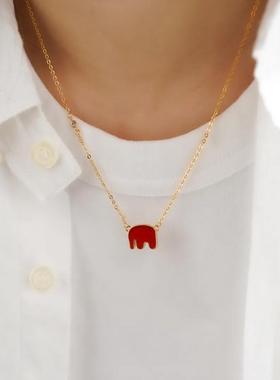 2025新年爆款镀18K金小象轻奢红玛瑙吊坠锁骨饰品银饰链原创设计
