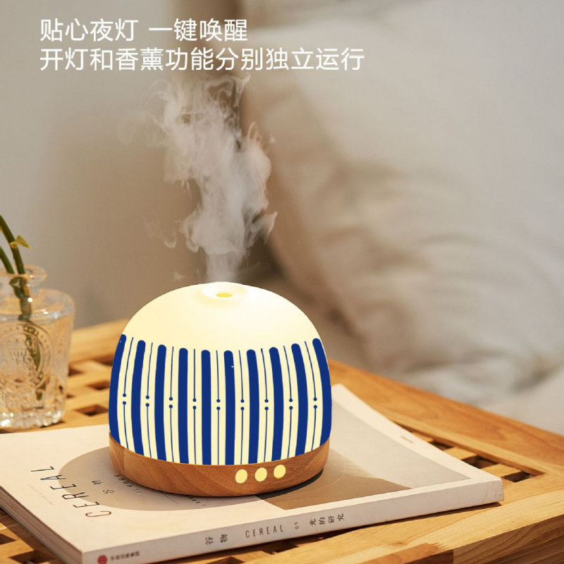 多功能高颜值国潮文化青花瓷氛围灯静音家用加湿器香薰机礼物摆件