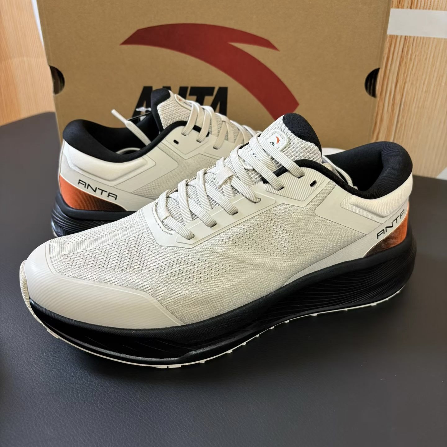 安踏神行12 通勤综训春秋新款男鞋缓震舒适运动跑步鞋112537718