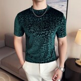 绿色